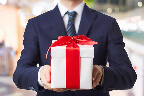 employee-appreciation-boss-gifts.jpg